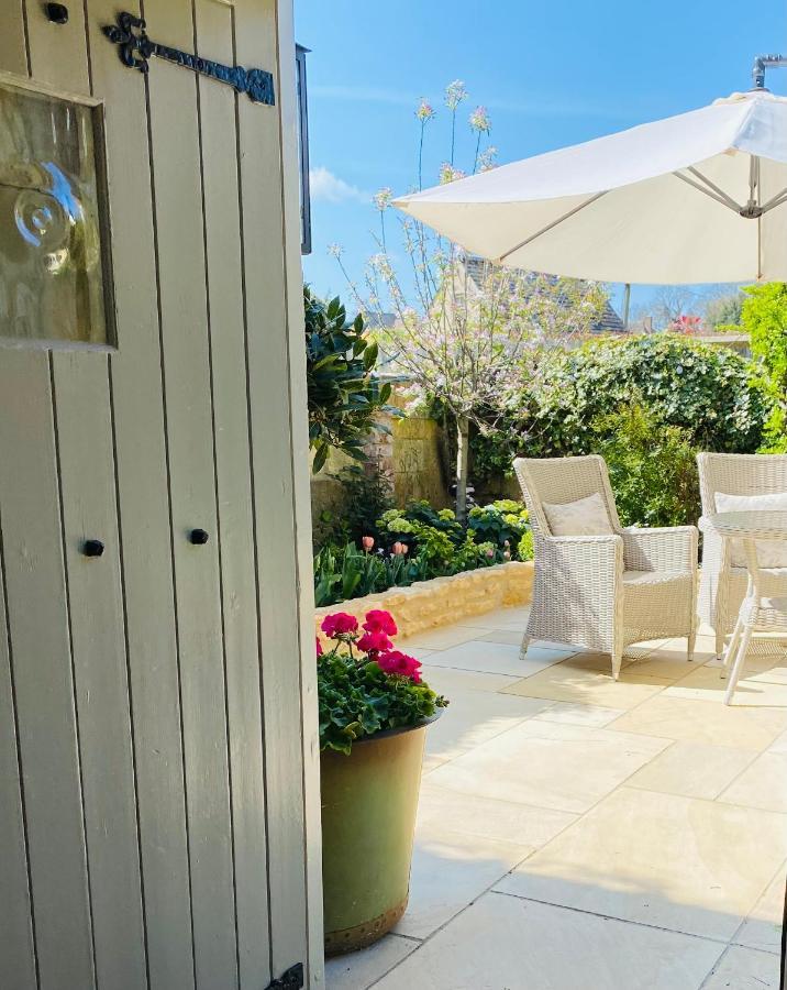 צ'יפינג קמפדן Vine Cottage מראה חיצוני תמונה